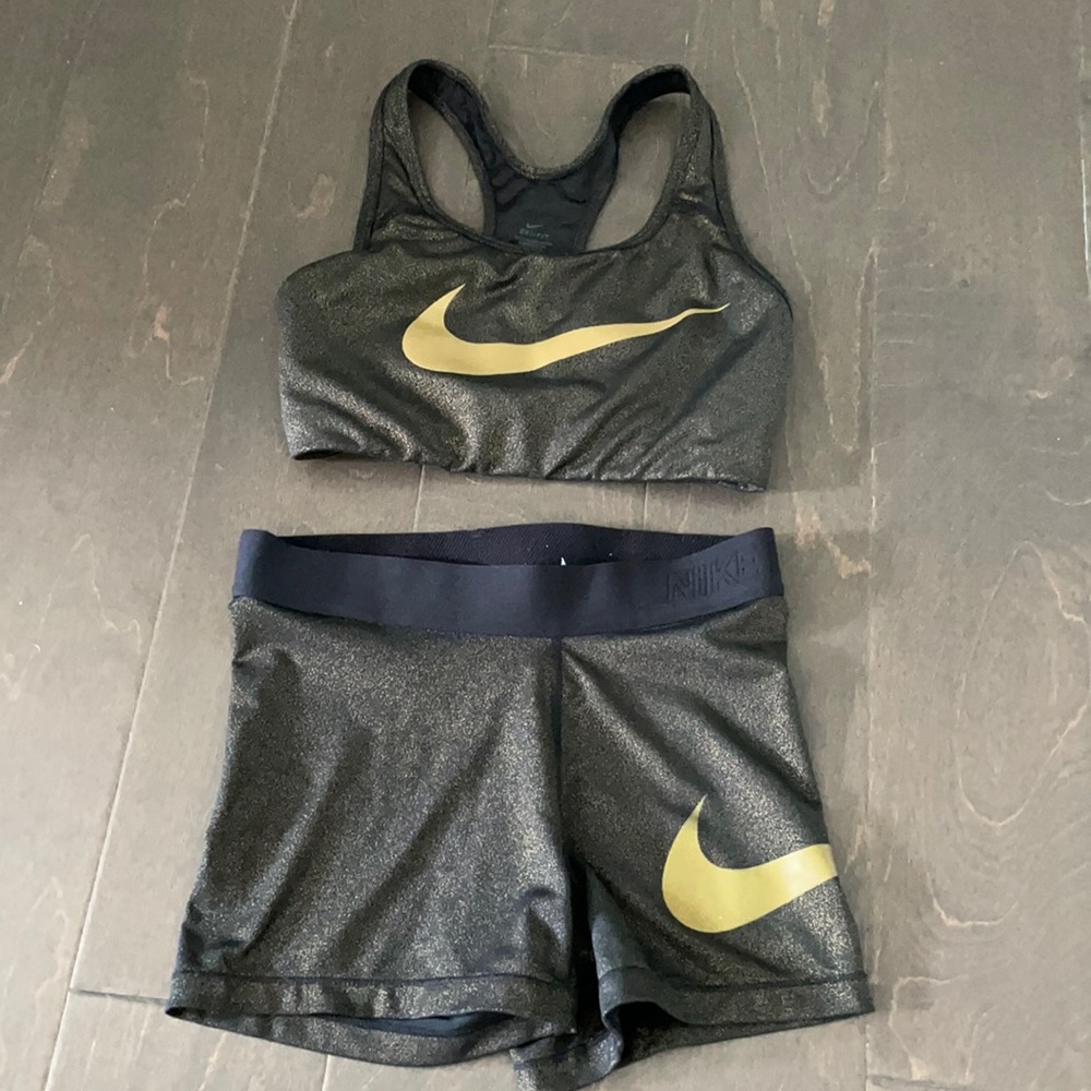 Nike Pro Dri-Fit set